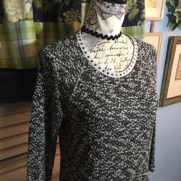 Style&Co studded neckline sheer bottom hem light weight sweater - Picture 2 of 8